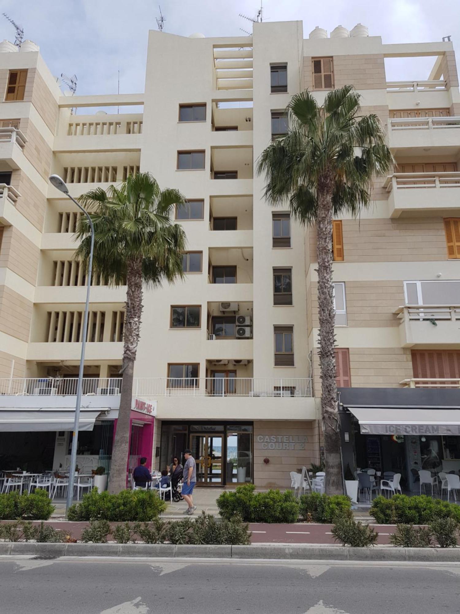 Haig'S Dream Flat On The Beach Larnaca Exterior foto